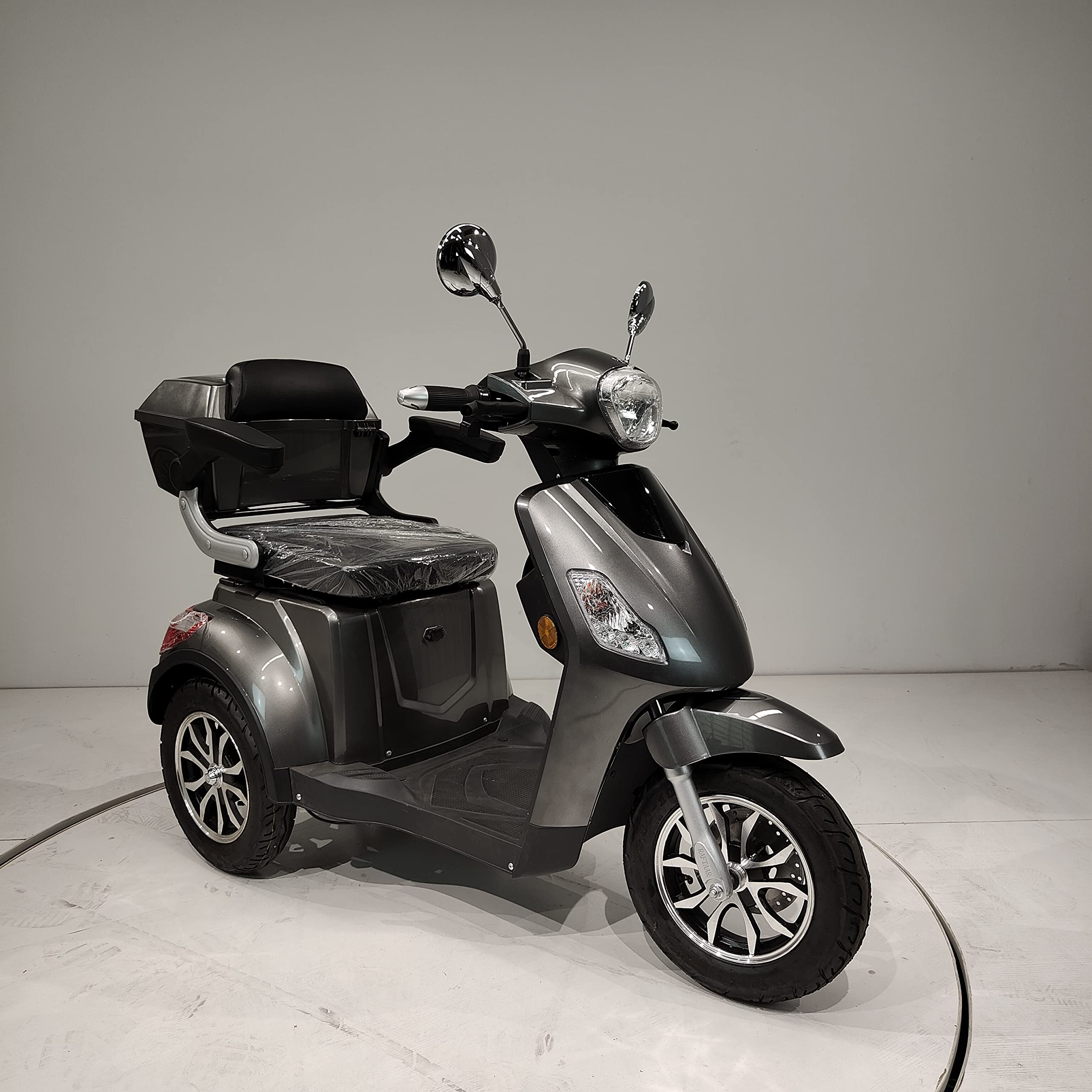 Electric Three Wheelers M